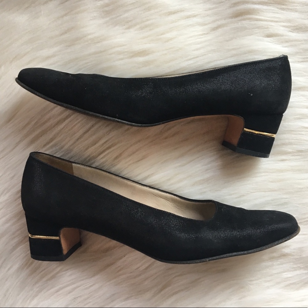Ferragamo black heeled pumps shoes 8.5 narrow